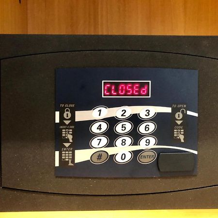 Suite Augustus - Free Parking Genua Zewnętrze zdjęcie