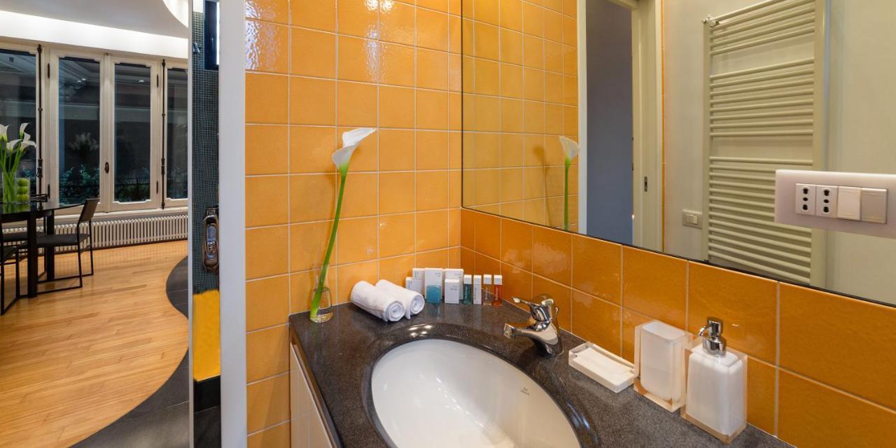 Suite Augustus - Free Parking Genua Zewnętrze zdjęcie